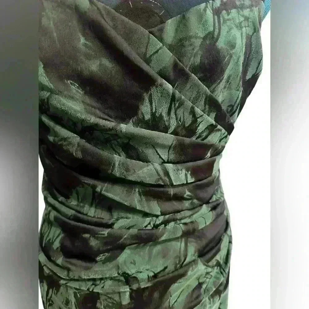 Teri Jon Rickie Freeman Green & Black Stretch Ruched Cocktail Dress NWT 6 - Picture 4 of 12